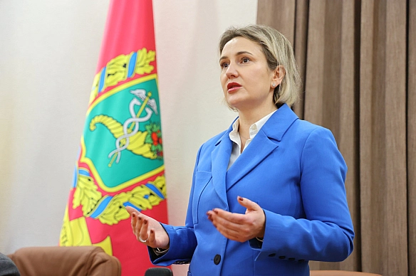 Голова Держаудитслужби Алла Басалаєва провела робочу нараду з командою Північно-східного офісу. - Північно-східний офіс Держаудитслужби на weua.dev