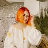 Олександра Буревій на we.ua