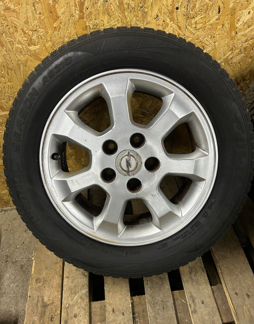 Продам автозапчастину kumho в Києві за 15 950 грн