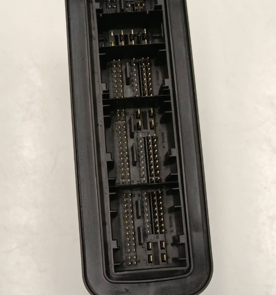 Продам Блок управління двигуном BMW F10 F11 8579748 0281030983 030400889 ECU оригінал в Києві за 21 200 грн