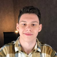 Максим Сильнющий на we.ua