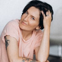 Настя Зеленовська на we.ua